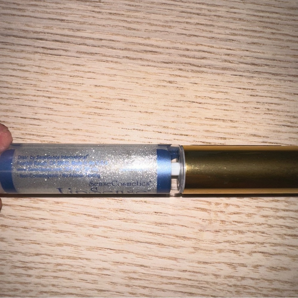 SENEGENCE LipSense® Moisturizing Gloss Diamond Kiss - Picture 11 of 12